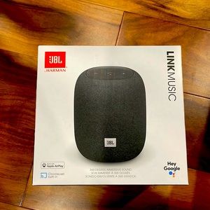 JBL by HARMAN Link Music with Apple Airplay and Chromecast